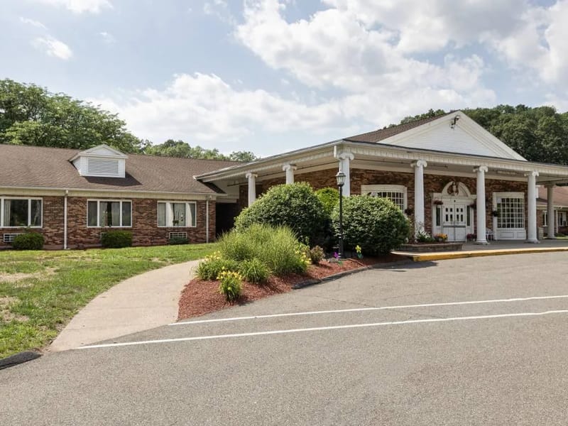 Complete Care at Kimberly Hall North - Assisted Living in Windsor, CT photo 3