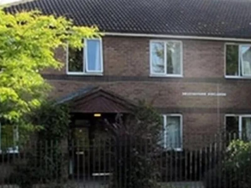 Oval House in Leicester, England photo 3