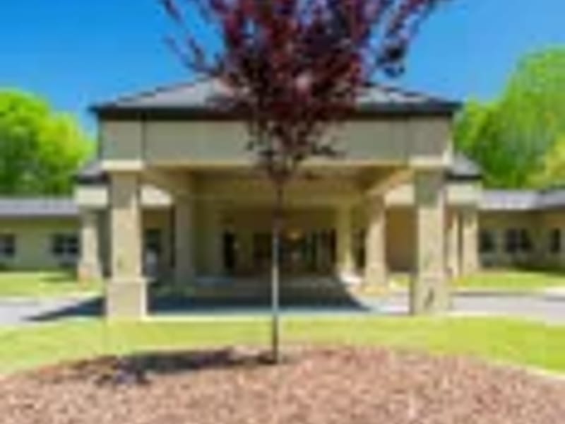 Diversicare of Greensboro — Nursing Home, Greensboro, AL · photo 2