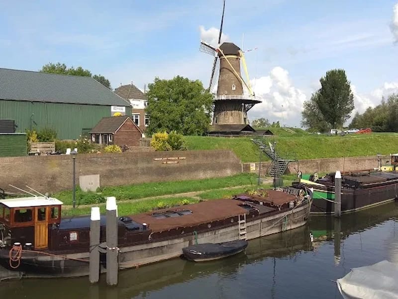 Steijndeld - Verpleeghuis in Gorinchem, Noord-Brabant photo 1