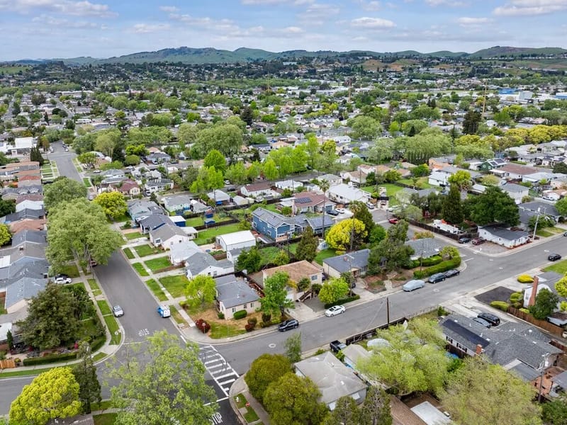 Almabella Manor Ii - Assisted Living in Vallejo, CA photo 1