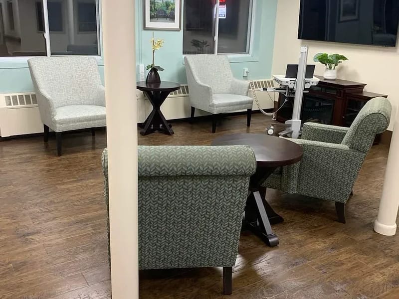 Fairlane Senior Care and Rehab Center - Nursing Home in Detroit, MI photo 2