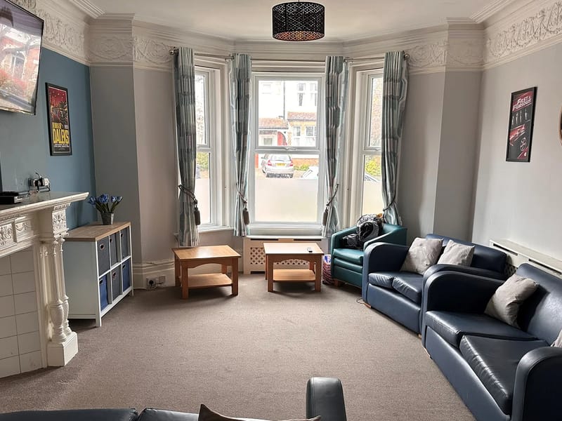 Maple House - Nursing Home in Folkestone, England photo 2