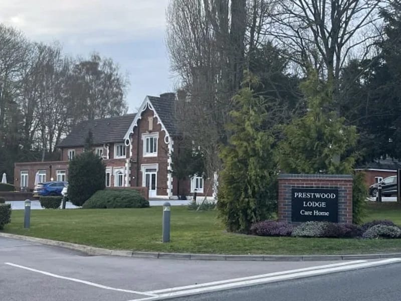 Prestwood Lodge - Assisted Living in Stourbridge, England photo 2