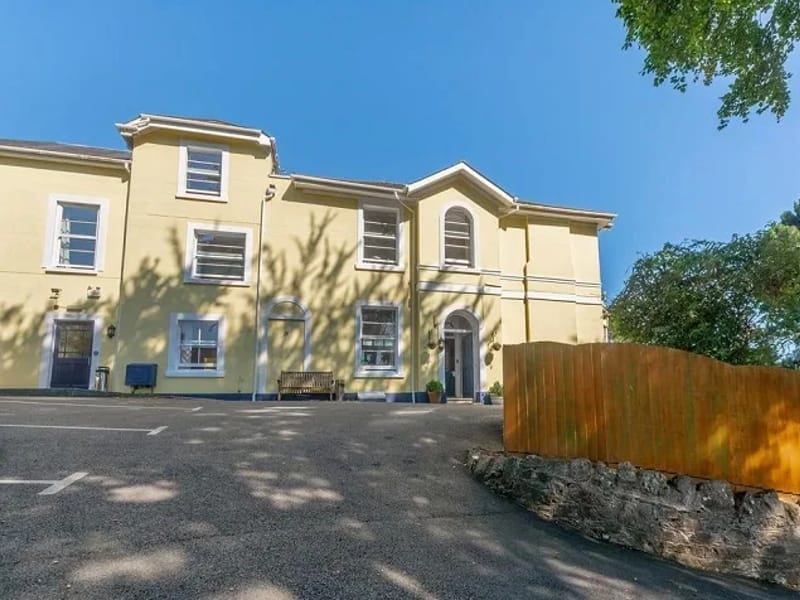 Southlands Residential Care Home - Nursing Home in Newton Abbot, England photo 3