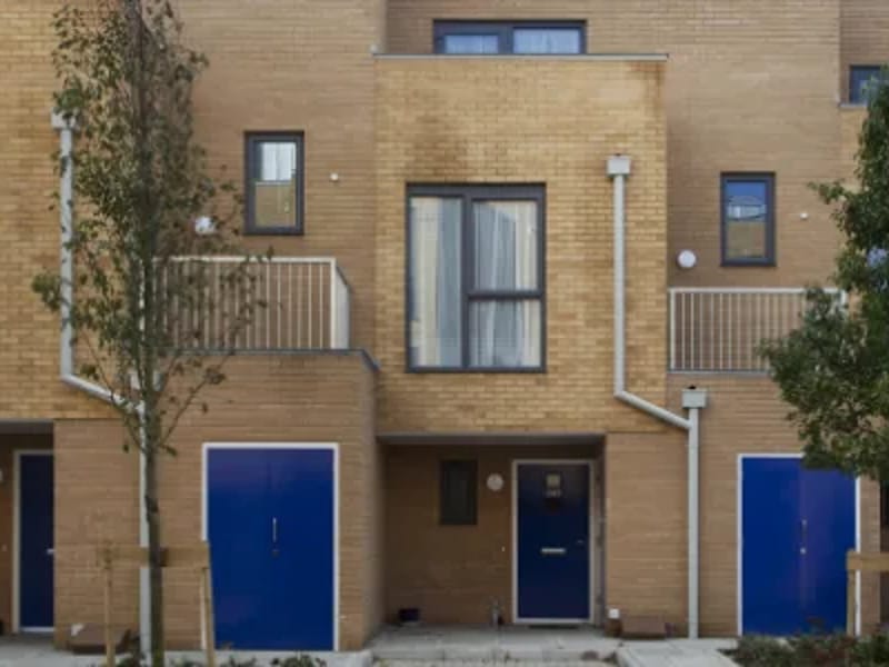 Tentelow Lane - Assisted Living in Southall, England photo 3