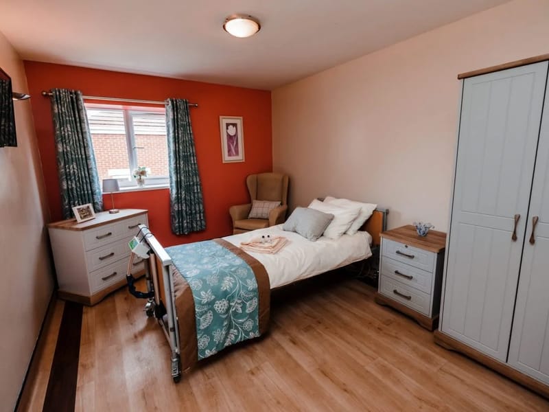Ashley Gardens Care Centre - Nursing Home in Maidstone, England photo 2