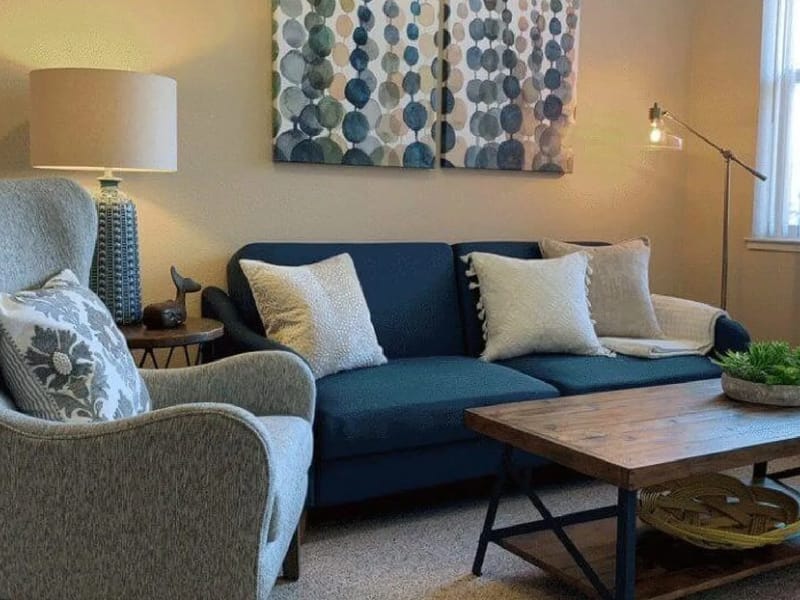 Acapulco Senior Care Home - Assisted Living in San Leandro, CA photo 3