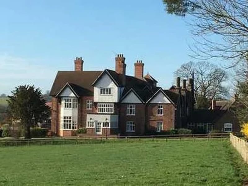 Oldbury Grange Nursing Home - Nursing Home in Bridgnorth, England photo 3