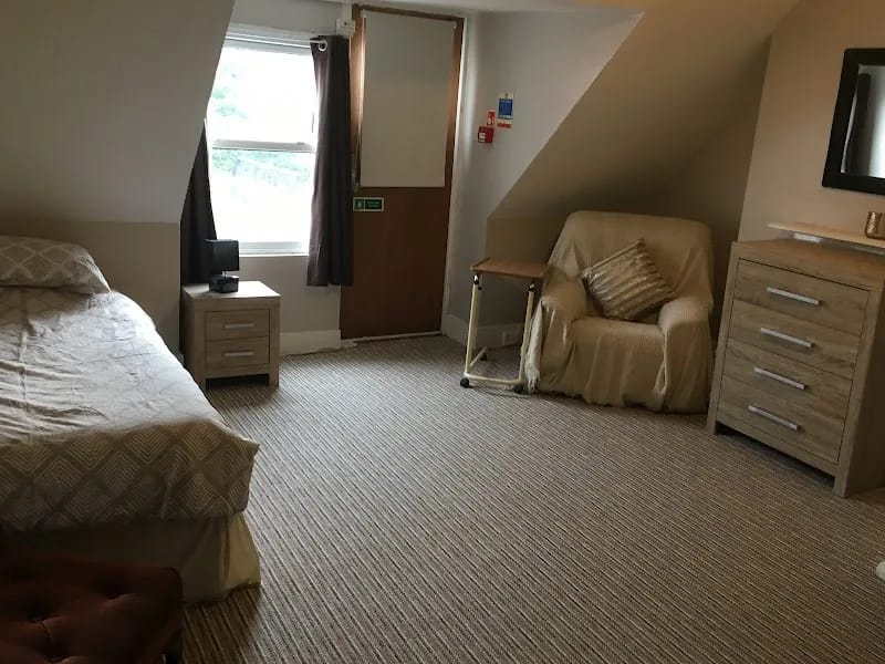 The Chase Rest Home - Nursing Home in Eastbourne, England photo 2