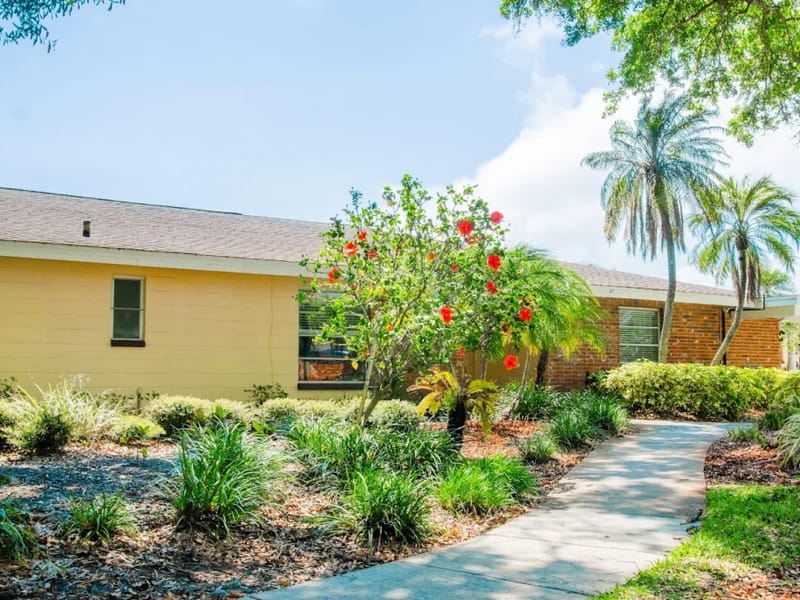 Golfview Nursing Center - Nursing Home in Saint Petersburg, FL photo 3