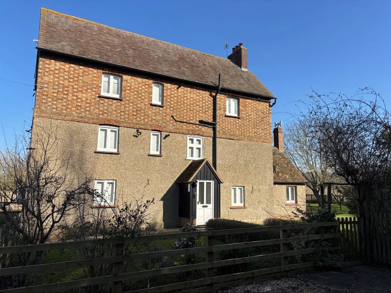 Exeter Wood Farmhouse in Bedford, England photo 1