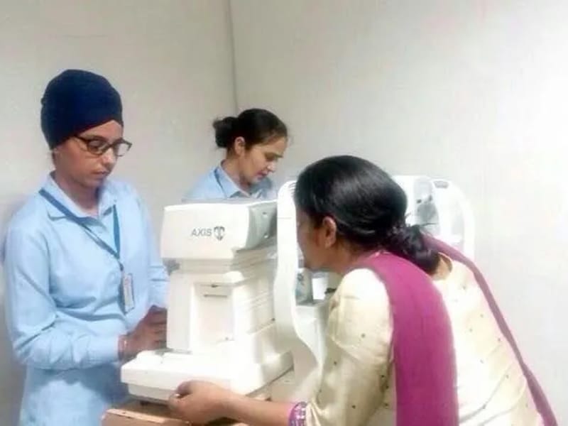 GUMBER EYE AND DENTAL CARE CENTRE - वृद्धाश्रम in Amritsar, Punjab photo 3