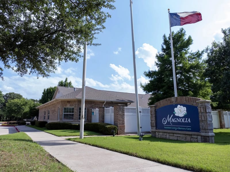 Magnolia Senior Living - Assisted Living in Lancaster, TX photo 1