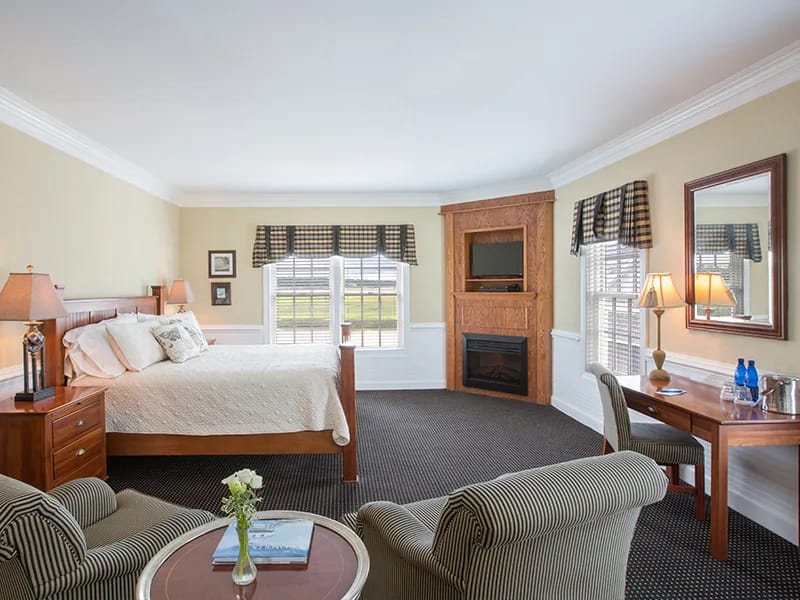 SMITHFIELD LODGE - Assisted Living in Westlock, AB photo 2