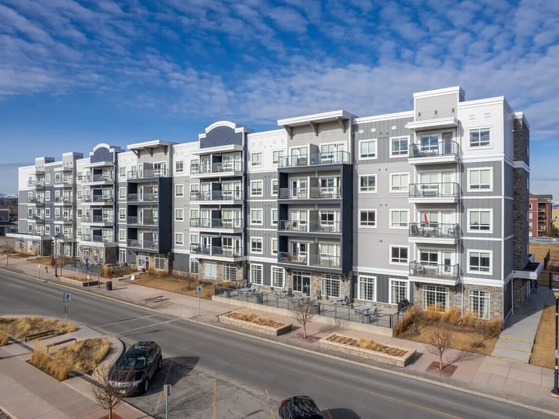 GRANDE AVENUE VILLAGE - Assisted Living in Cochrane, AB photo 3