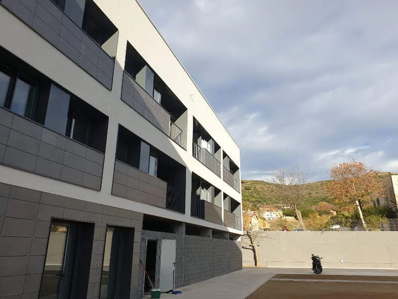 Centre de dia per a gent gran Josefina Manresa - Centro de Día in Santa Coloma De Gramenet, Cataluña photo 1