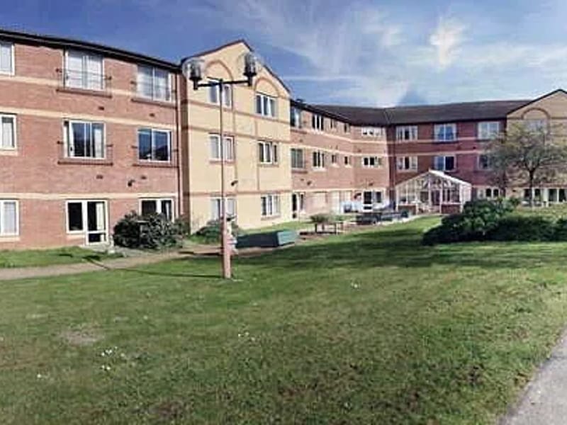 Cera Imperial Court - Assisted Living in Rushden, England photo 3
