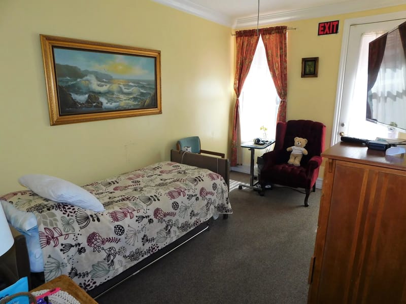 Atlantik Care - Assisted Living in Vista, CA photo 2