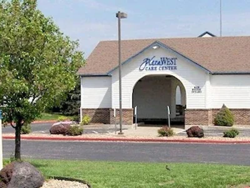 Brighton Place North - Nursing Home in Topeka, KS photo 2