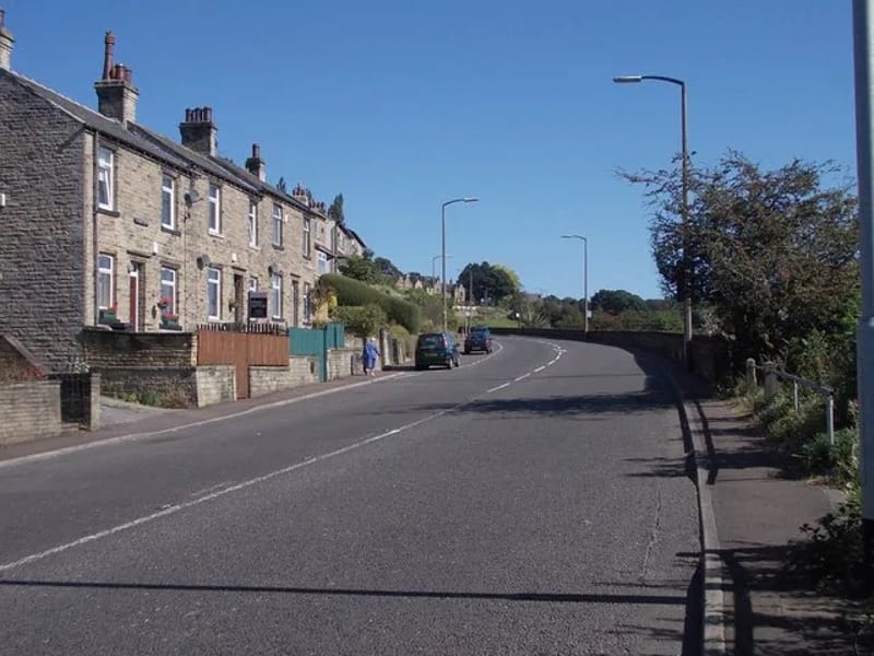 Park View Road - Assisted Living in Bradford, England photo 6