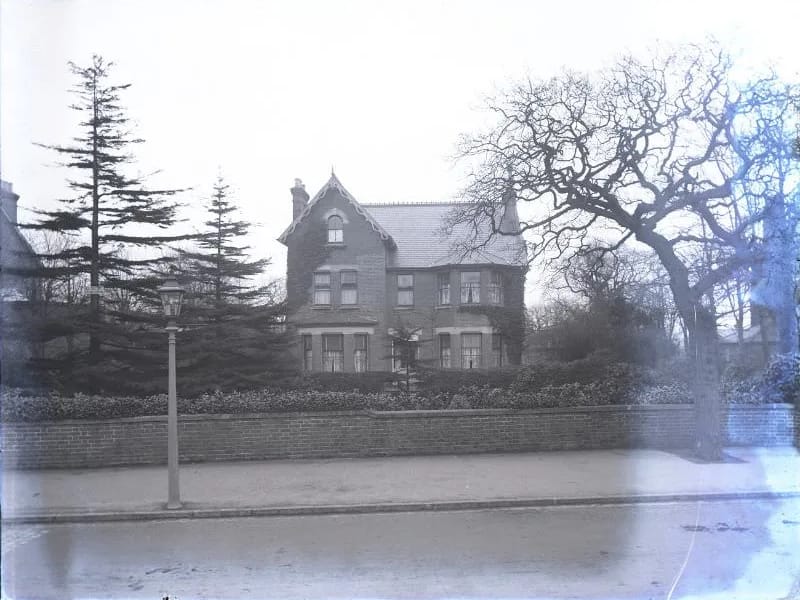 Grove House - Assisted Living in Sutton, England photo 3