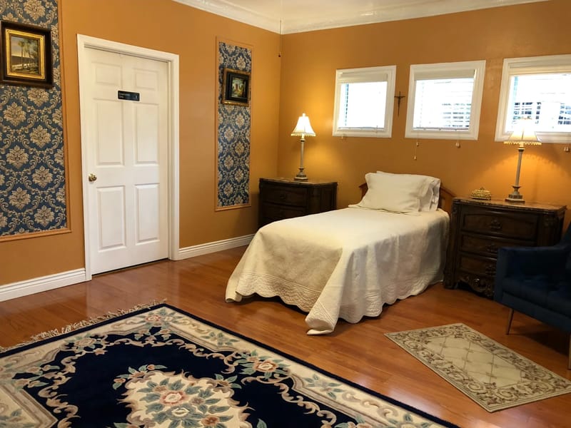 Paradise Assisted Living Inc - Assisted Living in Bloomington, MN photo 2