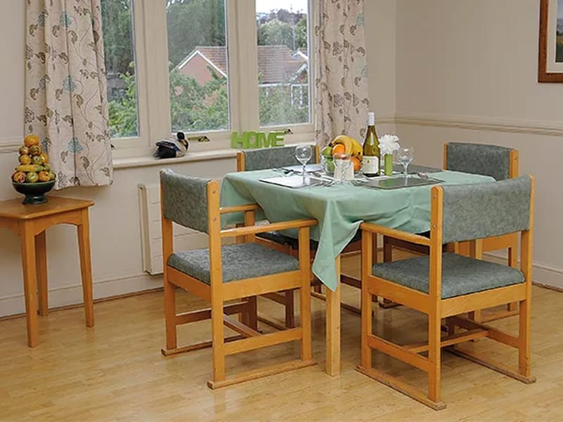 Familycare Homes Ltd - Assisted Living in Hornchurch, England photo 1