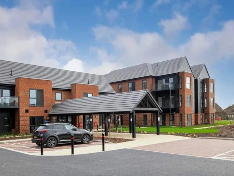 Monaveen (Care Outlook) in Chichester, England photo 3