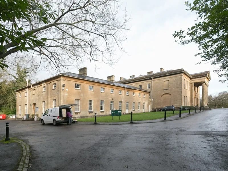 Leigh Court Centre - Assisted Living in Abbots Leigh, England photo 3
