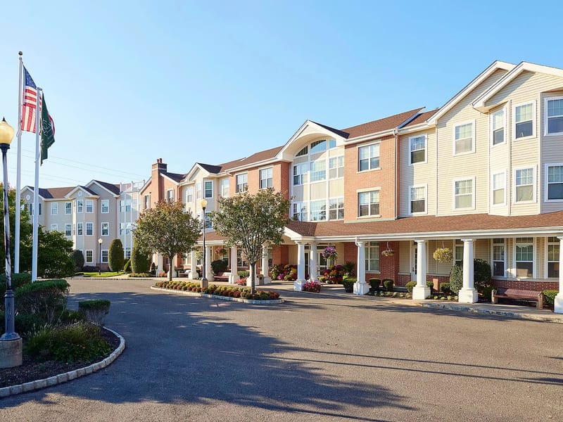 Brandywine Senior Living at the Sycamore - Nursing Home in Shrewsbury, NJ photo 2