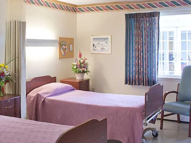 Verulam House Nursing Home - Nursing Home in St Albans, England photo 2