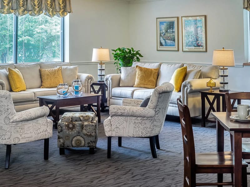 Autumn Living South - Assisted Living in Greenfield, WI photo 2