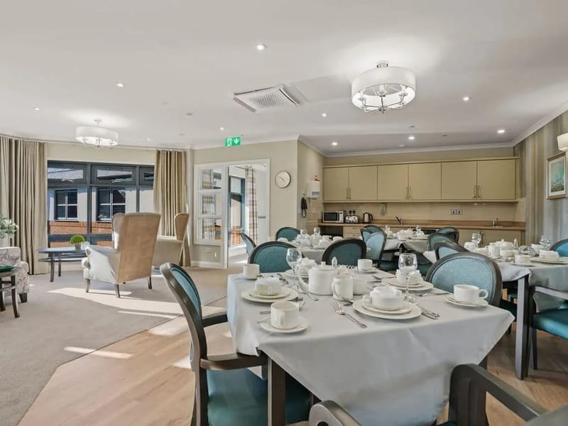 Mead Field Manor Care Home - Nursing Home in Banwell, England photo 2