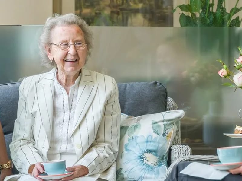 Tilford Care & Nursing Home - Nursing Home in Farnham, England photo 2