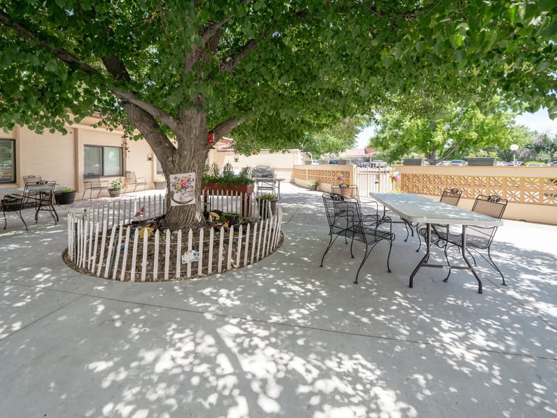LA Villa Grande Care Center — Nursing Home, Grand Junction, CO · photo 2