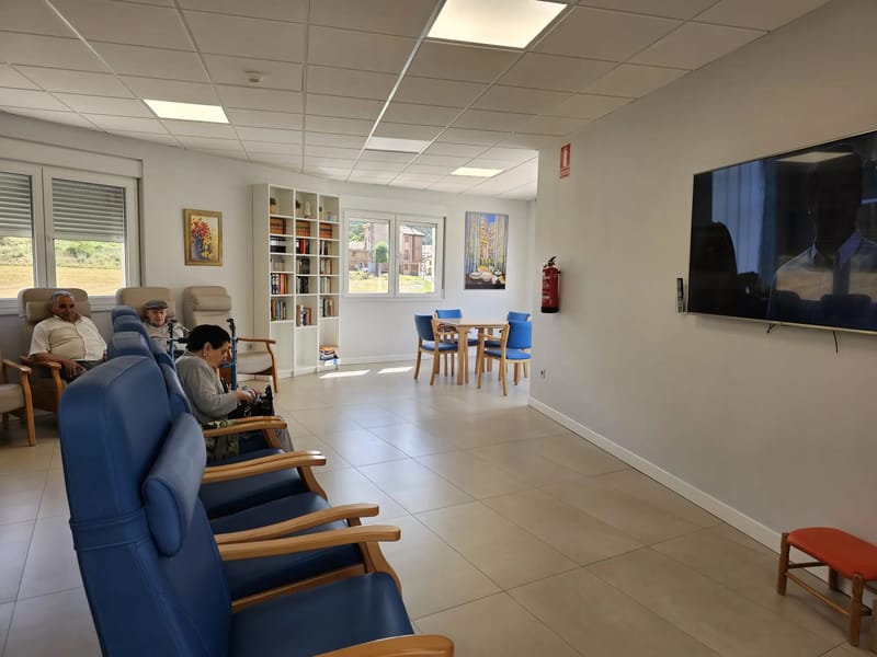 Centro Geriatrico Maria De Las Mercedes - Hogar de Ancianos in Saldaña, Castilla y León photo 3
