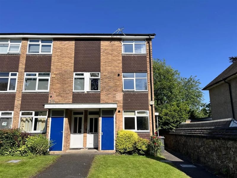 Hollywell Court Residential Home in Leicester, England photo 1
