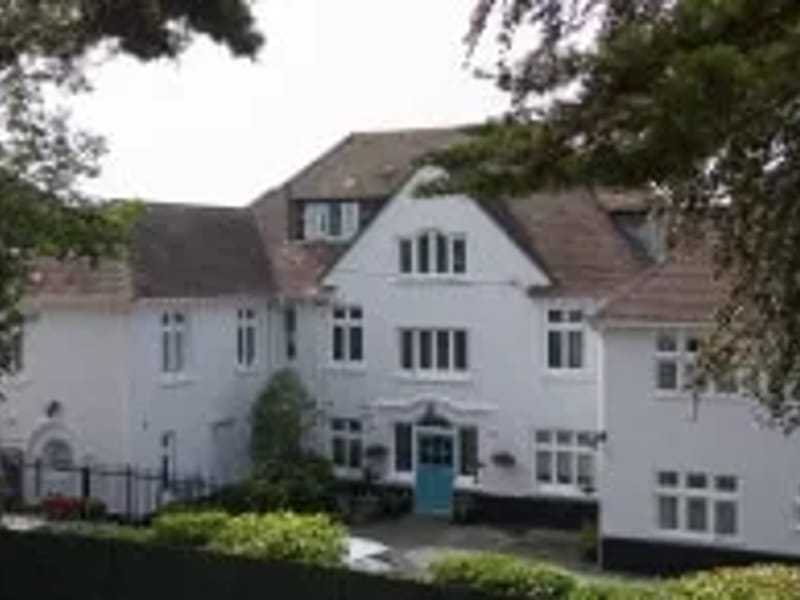 Glover House in Ashford, England photo 2