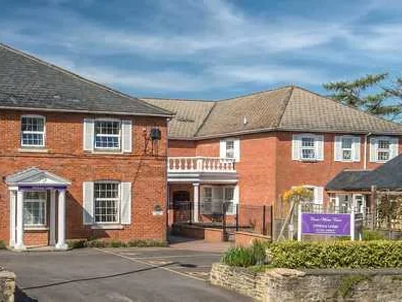 Fessey House in Swindon, England photo 1