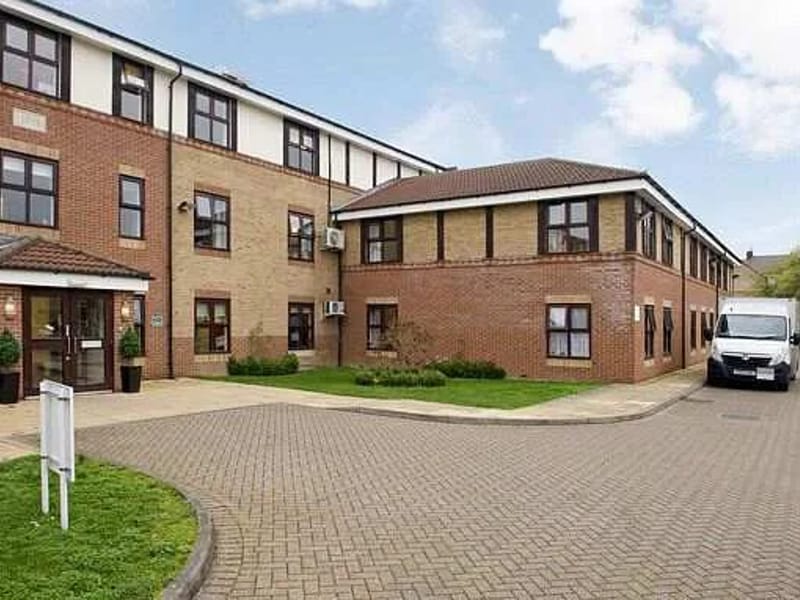 Knights Court Nursing Home - Nursing Home in Edgware, England photo 3