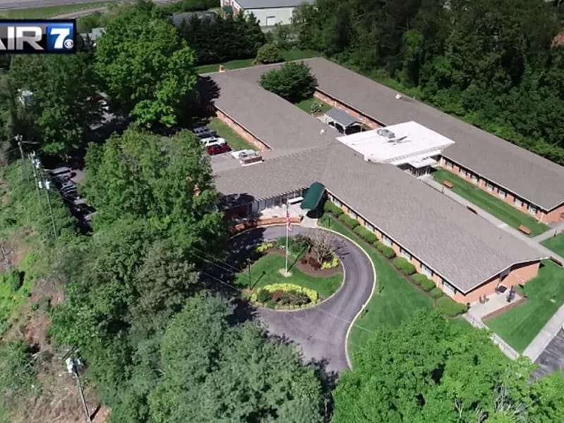Old Southwest Health and Rehabilitation - Nursing Home in Roanoke, VA photo 3