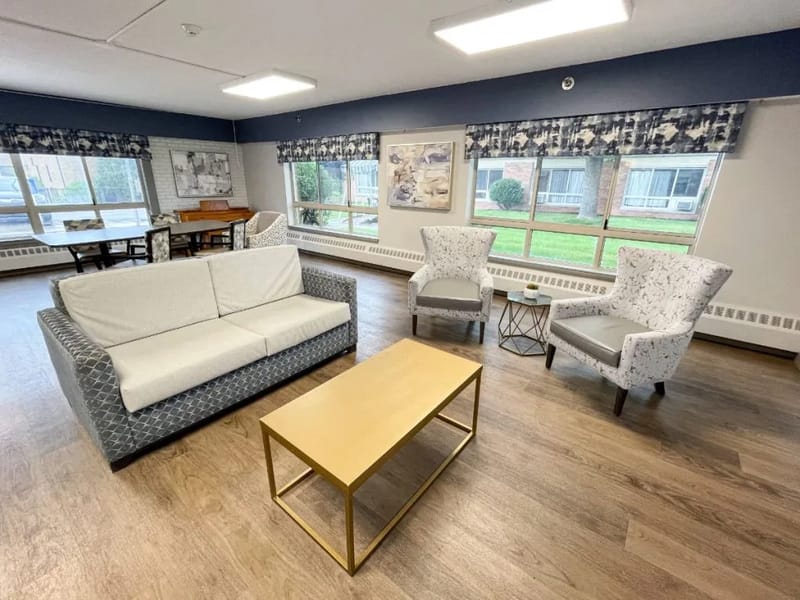 Senior Suites Of New Brighton - Assisted Living in New Brighton, MN photo 1