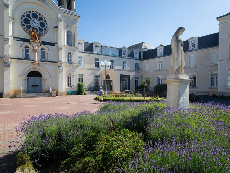 Ehpad Saint Martin La Foret - EHPAD in ANGERS, Pays de la Loire photo 2