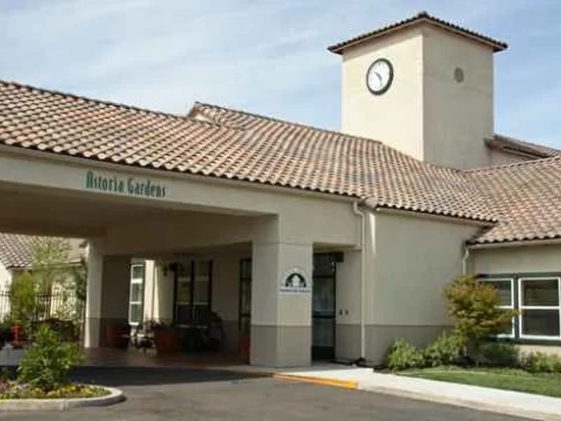 Astoria Gardens - Assisted Living in Tracy, CA photo 1