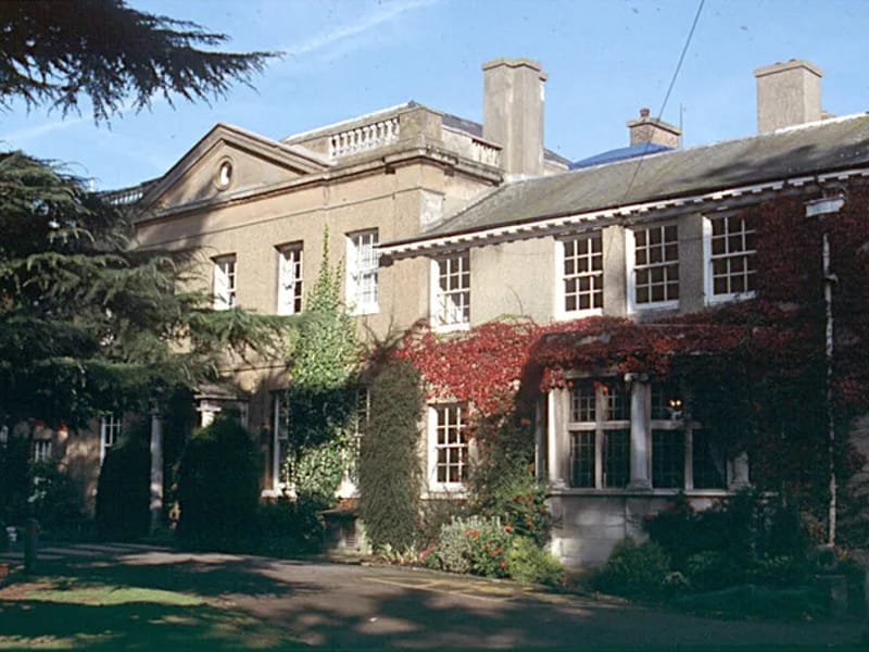 Bullsmoor Lodge - Nursing Home in Enfield, England photo 2