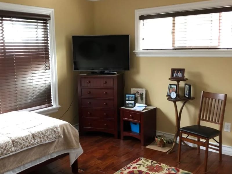1 Step Away From Home Assisted Living Llc Ii - Assisted Living in Milwaukee, WI photo 2