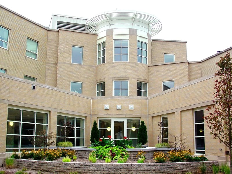 Corewell Health Marie Yeager Cancer Center - Hospital in Saint Joseph, MI photo 2