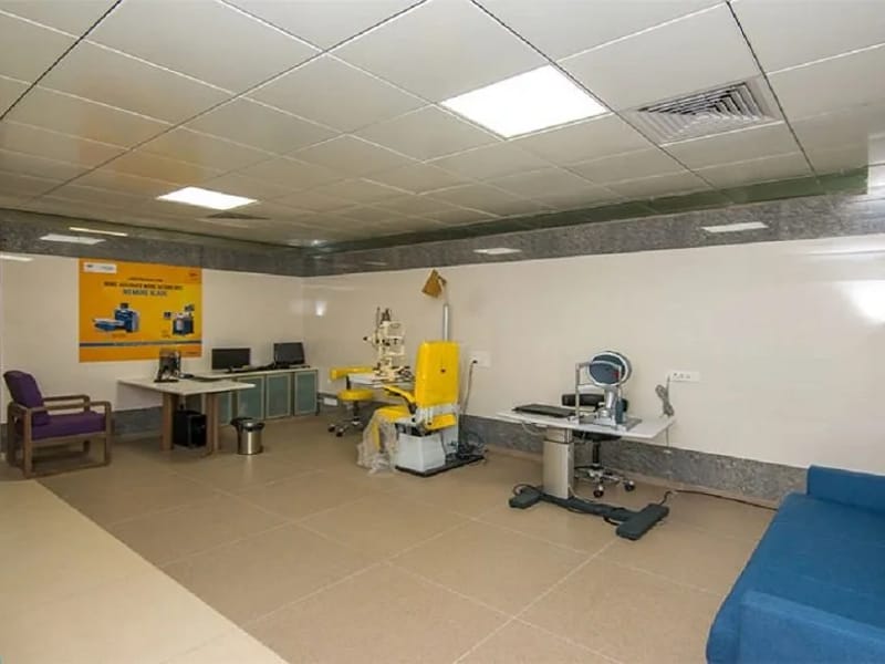 Nishant Eye Hospital Retina Care and Laser Center - अस्पताल in Anand, Gujarat photo 3