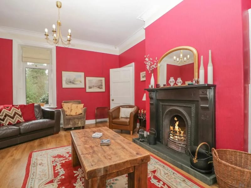 The Old Vicarage in Kettering, England photo 2